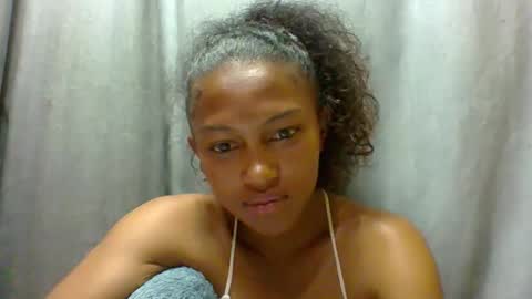 Snapshot of elaliealdy chatting on November 2025 07:23:02 AM elaliealdy online show from November 2025 07:23:02 AM