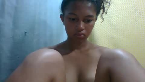 Snapshot of elaliealdy chatting on February 2026 07:27:01 AM elaliealdy online show from February 2026 07:27:01 AM