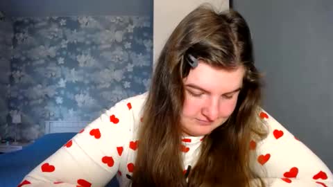 Elanis online show from February 2025 01:30:01 PM