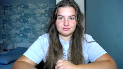 Elanis online show from September 2025 10:27:01 AM