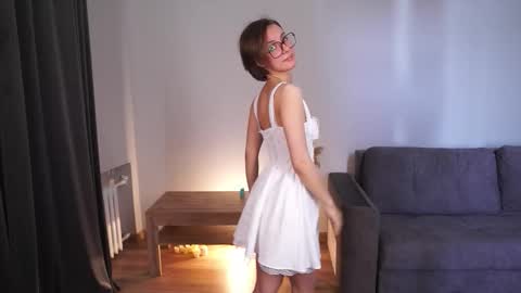 ELA 3 online show from September 2025 06:13:01 AM