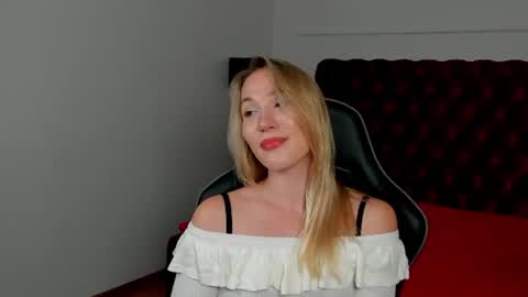 elaravoltage online show from July 2026 12:48:02 PM
