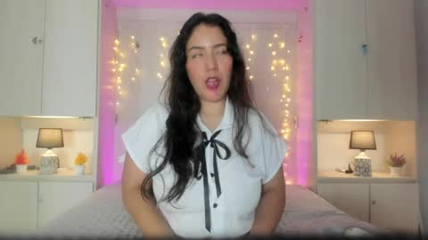 elarey_ online show from May 2026 12:10:01 PM