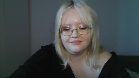 elayne_sweet online show from May 2026 06:07:02 AM