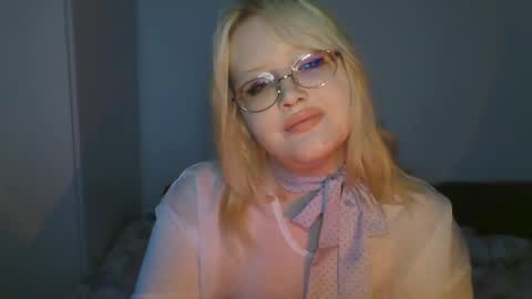 elayne_sweet online show from May 2026 06:09:02 AM