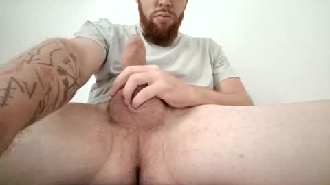 Snapshot of elcarlos25 chatting on December 2025 05:11:02 PM elcarlos25 online show from December 2025 05:11:02 PM