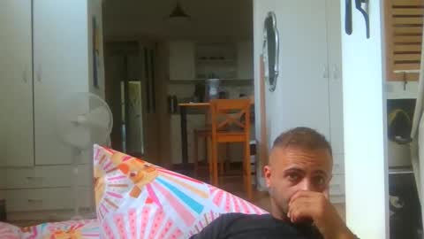 Snapshot of elcondorxo509107 chatting on January 2026 01:44:01 AM daniel18cmx online show from January 2026 01:44:01 AM