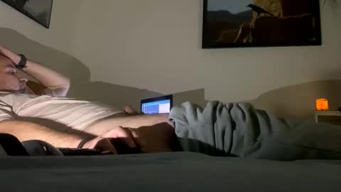 Snapshot of elcretinmo chatting on December 2025 01:36:01 AM elcretinmo online show from December 2025 01:36:01 AM