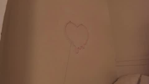 Snapshot of electra_a chatting on November 2025 11:33:02 AM ELECTRA online show from November 2025 11:33:02 AM