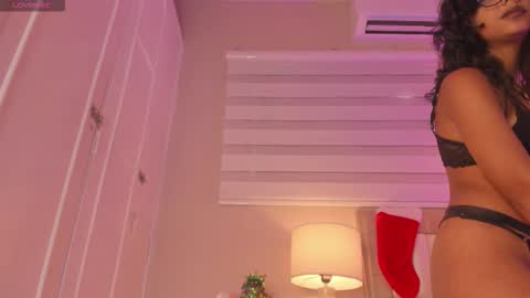 Snapshot of electra_a chatting on December 2025 07:53:02 PM ELECTRA online show from December 2025 07:53:02 PM