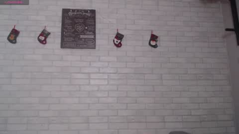 Snapshot of electric_smile chatting on December 2024 02:06:01 PM Alex online show from December 2024 02:06:01 PM