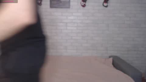 Snapshot of electric_smile chatting on December 2024 10:22:02 AM Alex online show from December 2024 10:22:02 AM