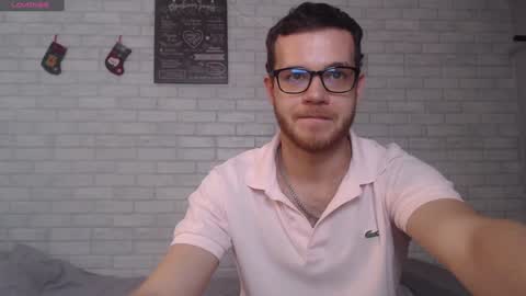 Snapshot of electric_smile chatting on December 2024 04:14:02 PM Alex online show from December 2024 04:14:02 PM