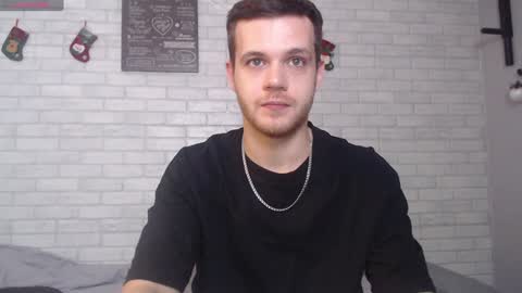 Snapshot of electric_smile chatting on January 2025 07:51:02 PM Alex online show from January 2025 07:51:02 PM