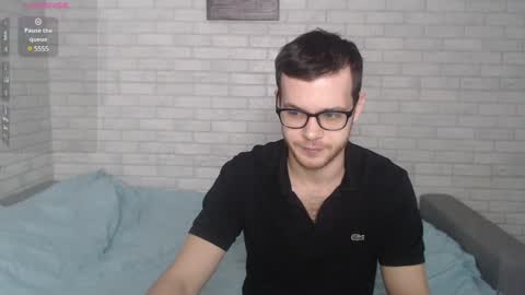 Snapshot of electric_smile chatting on January 2025 08:31:01 AM Alex online show from January 2025 08:31:01 AM