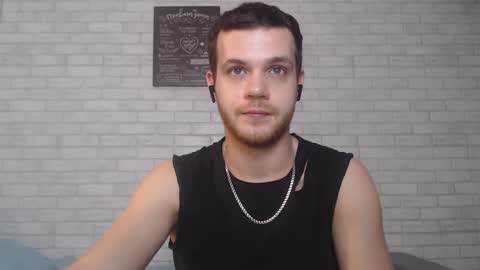 Snapshot of electric_smile chatting on January 2025 05:01:01 PM Alex online show from January 2025 05:01:01 PM