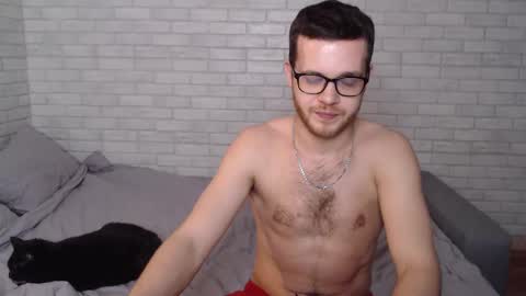 Snapshot of electric_smile chatting on March 2025 06:33:02 PM Alex online show from March 2025 06:33:02 PM