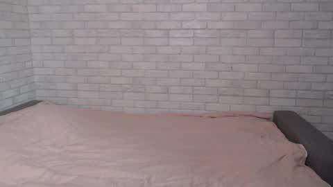 Snapshot of electric_smile chatting on September 2025 08:04:02 AM Alex online show from September 2025 08:04:02 AM