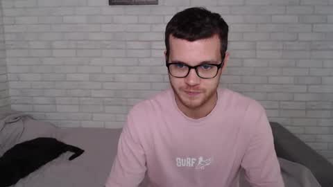 Snapshot of electric_smile chatting on September 2025 09:25:02 AM Alex online show from September 2025 09:25:02 AM