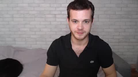 Snapshot of electric_smile chatting on October 2025 01:53:02 PM Alex online show from October 2025 01:53:02 PM