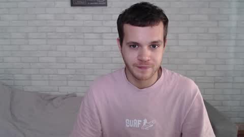 Snapshot of electric_smile chatting on October 2025 09:29:02 AM Alex online show from October 2025 09:29:02 AM