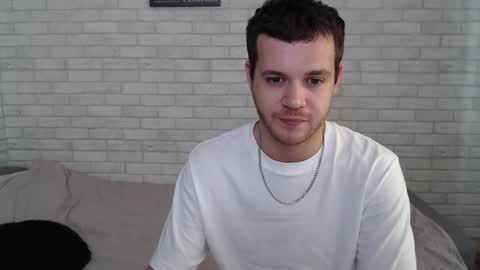 Snapshot of electric_smile chatting on October 2025 06:44:02 AM Alex online show from October 2025 06:44:02 AM