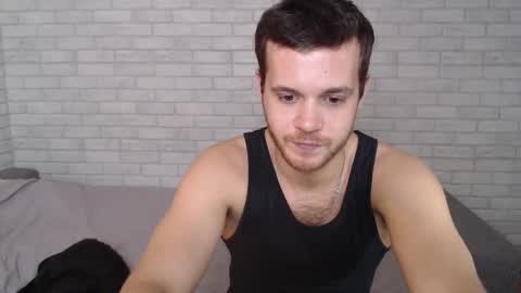 Snapshot of electric_smile chatting on October 2025 10:48:02 AM Alex online show from October 2025 10:48:02 AM