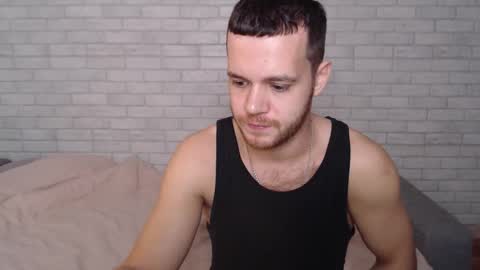 Snapshot of electric_smile chatting on October 2025 07:03:02 AM Alex online show from October 2025 07:03:02 AM