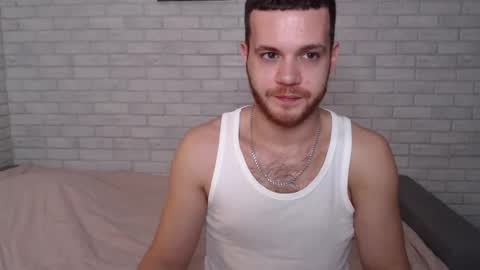 Snapshot of electric_smile chatting on October 2025 12:50:01 PM Alex online show from October 2025 12:50:01 PM