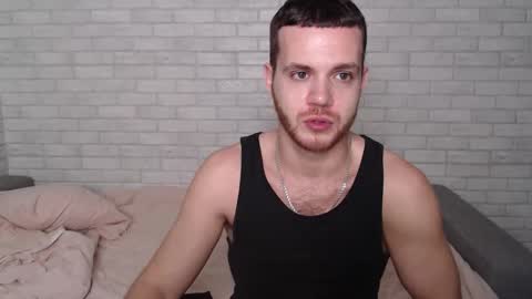 Snapshot of electric_smile chatting on November 2025 02:02:02 AM Alex online show from November 2025 02:02:02 AM