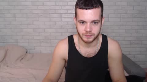 Snapshot of electric_smile chatting on November 2025 07:42:02 AM Alex online show from November 2025 07:42:02 AM