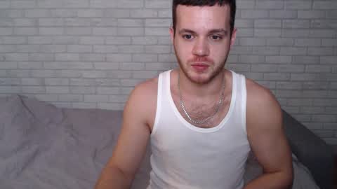 Snapshot of electric_smile chatting on November 2025 05:33:02 PM Alex online show from November 2025 05:33:02 PM