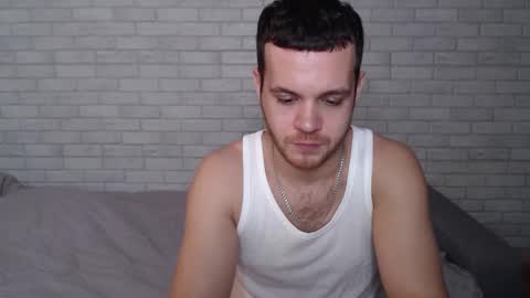 Snapshot of electric_smile chatting on November 2025 06:51:02 PM Alex online show from November 2025 06:51:02 PM