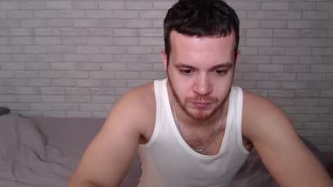 Snapshot of electric_smile chatting on November 2025 04:18:02 AM Alex online show from November 2025 04:18:02 AM