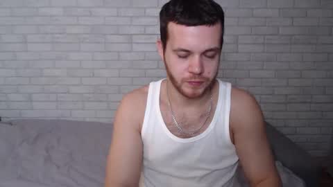 Snapshot of electric_smile chatting on November 2025 07:24:02 PM Alex online show from November 2025 07:24:02 PM