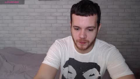 Snapshot of electric_smile chatting on November 2025 04:58:02 AM Alex online show from November 2025 04:58:02 AM