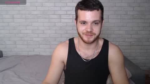 Snapshot of electric_smile chatting on November 2025 05:04:02 PM Alex online show from November 2025 05:04:02 PM