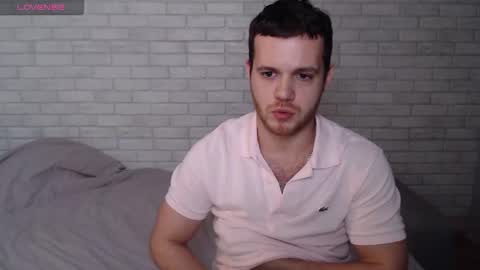 Snapshot of electric_smile chatting on November 2025 02:32:02 PM Alex online show from November 2025 02:32:02 PM