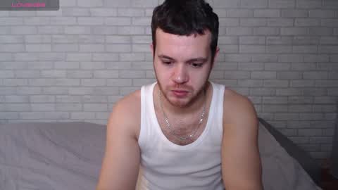 Snapshot of electric_smile chatting on December 2025 02:50:02 AM Alex online show from December 2025 02:50:02 AM