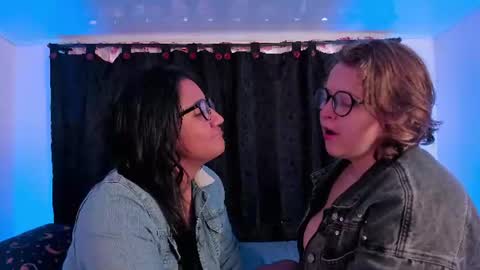Snapshot of electricnightsxxx chatting on June 2026 01:32:02 PM LEXA CLARKE online show from June 2026 01:32:02 PM