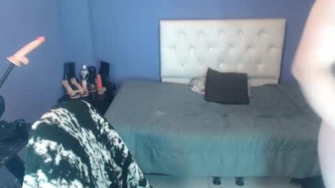 Snapshot of elektra_doll chatting on March 2026 06:08:02 AM elektra_doll online show from March 2026 06:08:02 AM