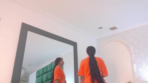 elektradoll1 online show from May 2026 11:40:01 AM