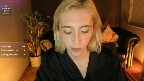 Elen  online show from May 2026 10:36:01 AM