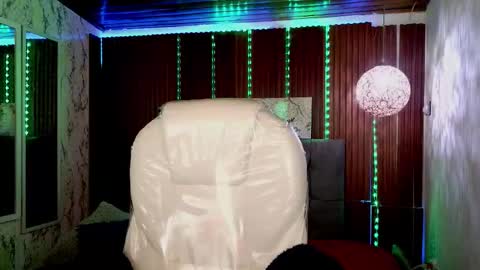 Elena online show from February 2026 12:44:02 PM