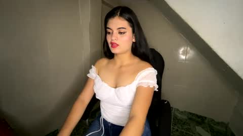 ELENA online show from June 2026 09:16:01 PM