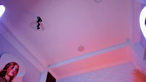 Snapshot of elena_rosse chatting on March 2026 07:15:01 AM Elena online show from March 2026 07:15:01 AM