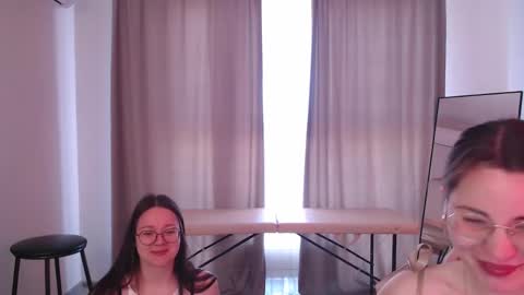 Elena online show from April 2026 07:06:02 AM