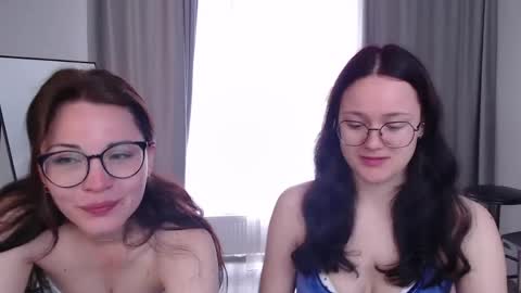 Elena online show from May 2026 07:06:02 AM