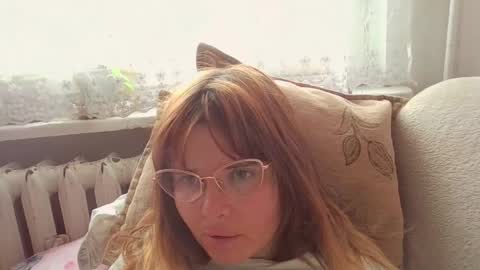 Snapshot of elenaflirt chatting on November 2025 11:57:02 AM Elena online show from November 2025 11:57:02 AM