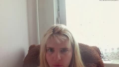 Elena online show from May 2026 12:01:01 PM